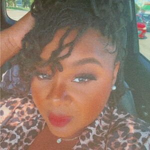 Meet your Posher, Shereta